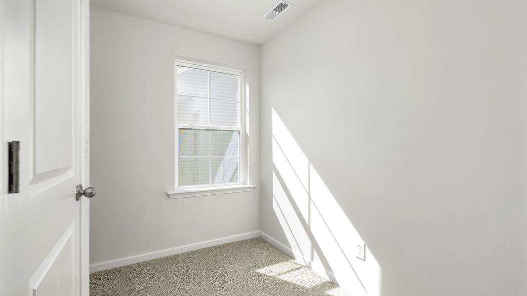Spacious, unfurnished interior of a new home in Chandler Pointe, Rural Hall (Image 16).
