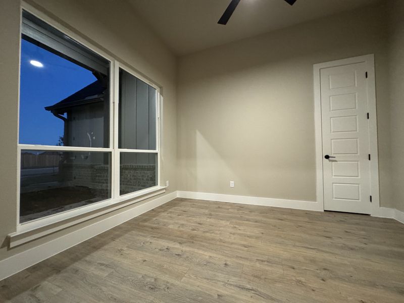 Spacious, unfurnished interior of a new home in Coyote Crossing, Godley (Image 10). Spacious, unfurnished interior of a new home in Coyote Crossing, Godley (Image 10).