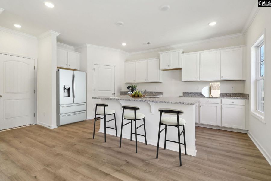 Image 13 of a home in Rolling Hills.