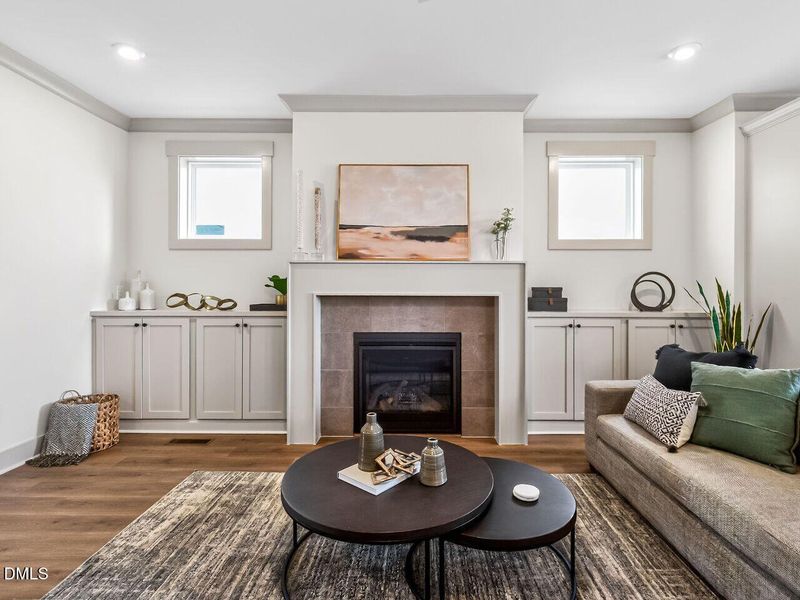 007-1280x960-living-room