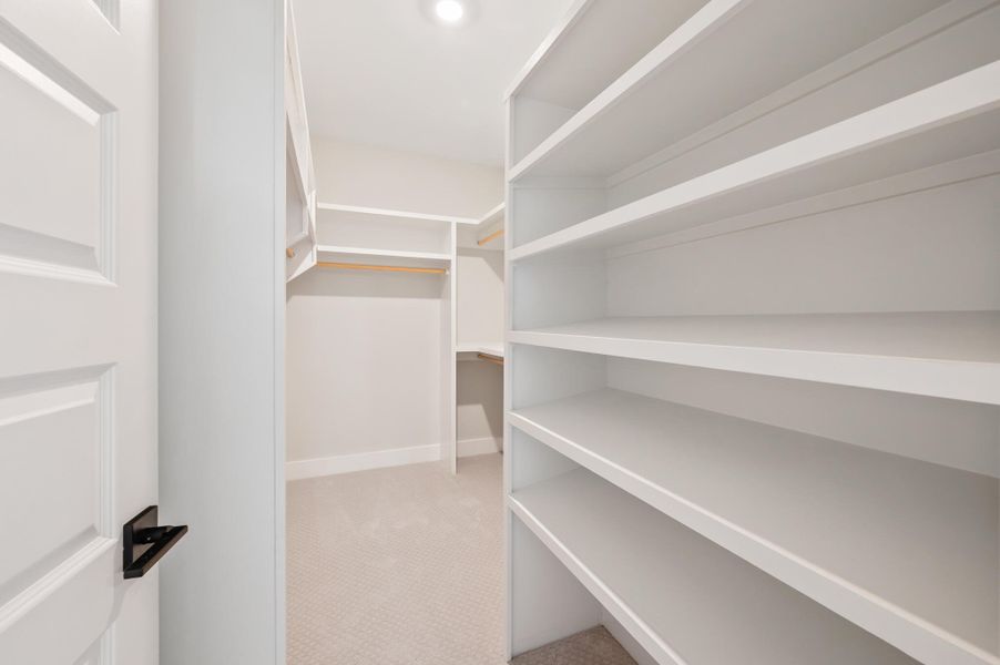 Spacious, unfurnished interior of a new home in Ferryboat Landing, Charleston (Image 22). Spacious, unfurnished interior of a new home in Ferryboat Landing, Charleston (Image 22).