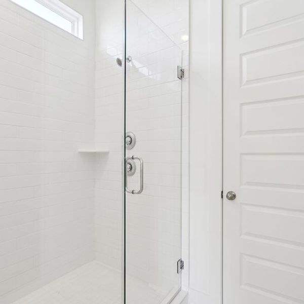 2663 Hayden Owners Bath 2of2 F1 073125