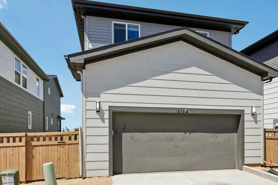 Image 19 of a home in Woodrose at Painted Prairie. Image 19 of a home in Woodrose at Painted Prairie.