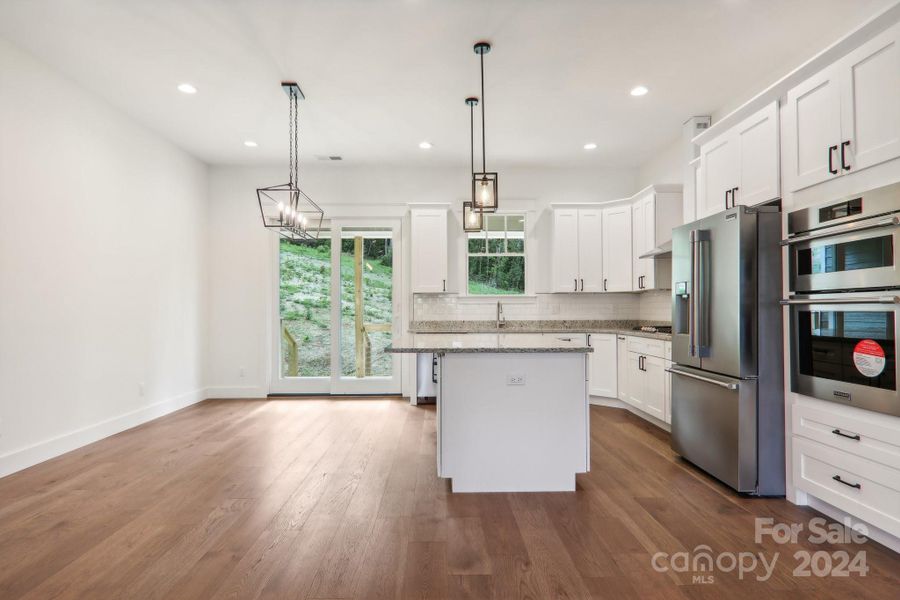 Furnished interior view inside a new home in , Hendersonville (Image 28). Furnished interior view inside a new home in , Hendersonville (Image 28).