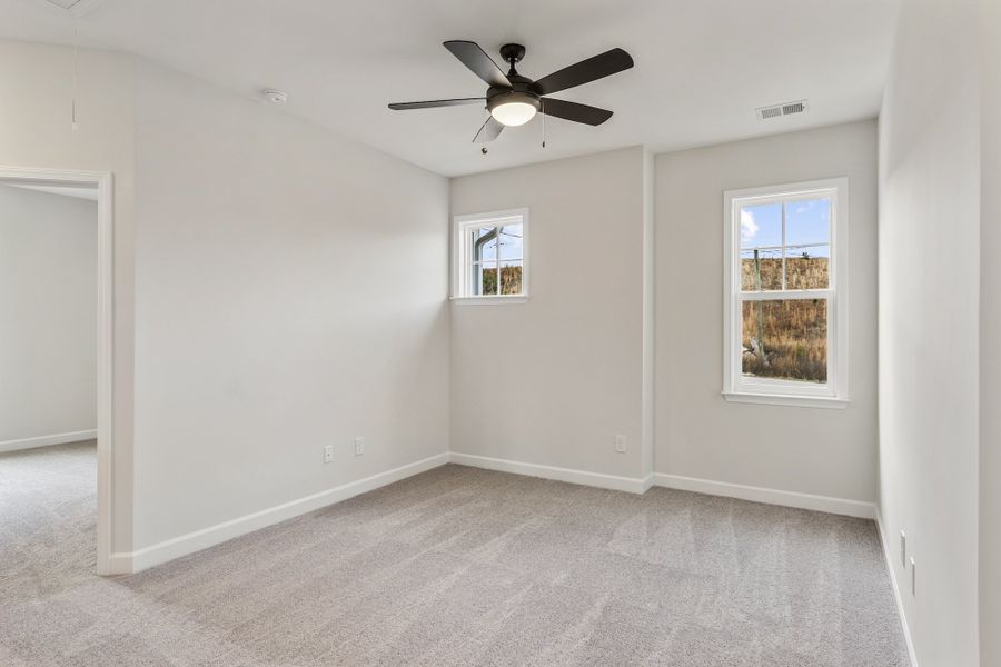Spacious, unfurnished interior of a new home in Ridgecrest at Midway, Anderson (Image 32).