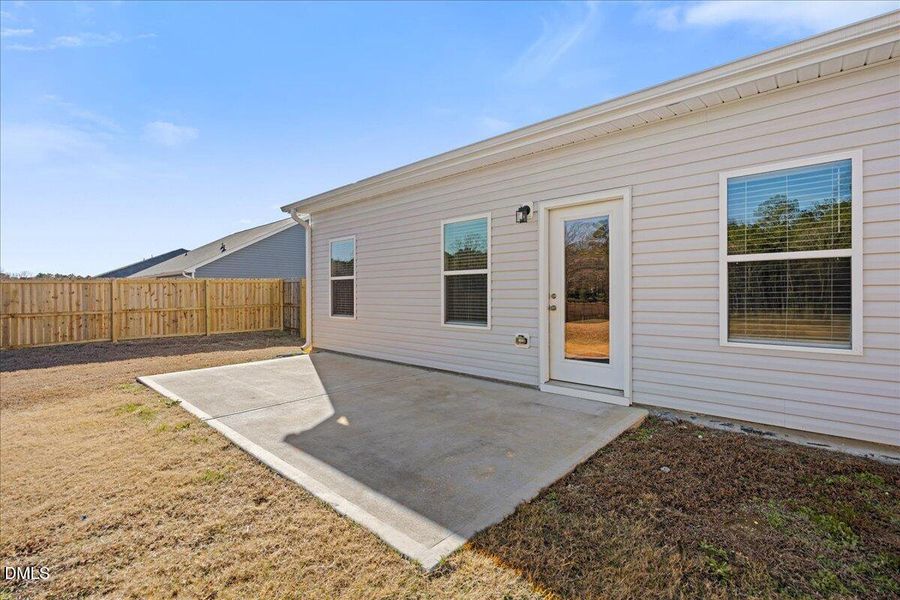 33-2A1A2727 33-2A1A2727