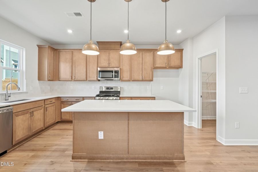 Mews 41_Kitchen 3_2.28.25_webready