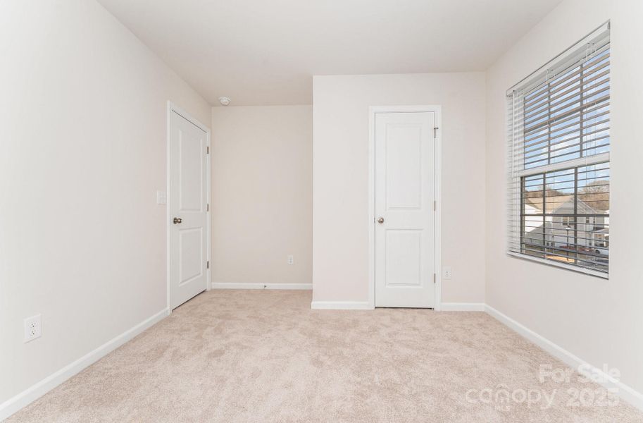 Spacious, unfurnished interior of a new home in Sullivan Farm, Statesville (Image 21). Spacious, unfurnished interior of a new home in Sullivan Farm, Statesville (Image 21).