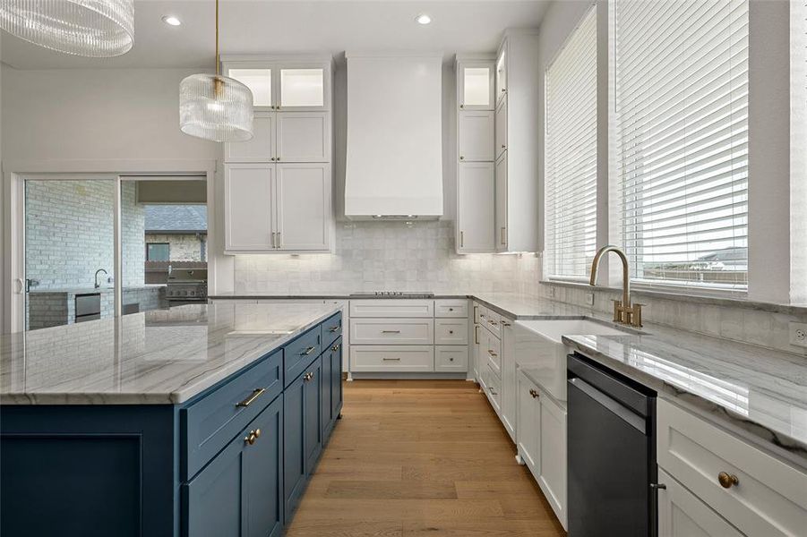 Furnished interior view inside a new home in , Hewitt (Image 17).