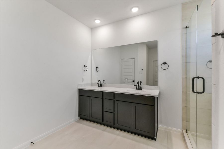 Furnished interior view inside a new home in Colony at Pinehurst, Pinehurst (Image 17).