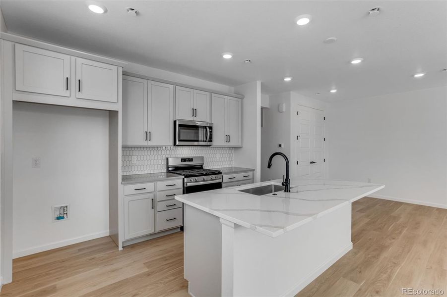 Furnished interior view inside a new home in Sugar Mill Village, Longmont (Image 5).