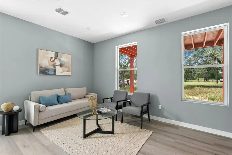 Furnished interior view inside a new home in , Luling (Image 3).