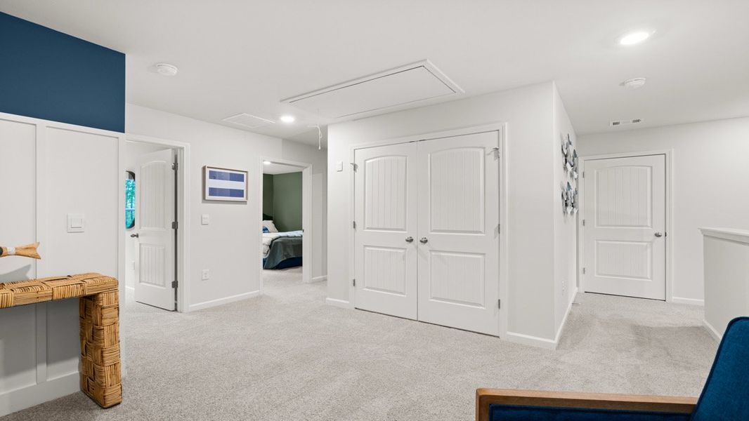 Representative furnished interior of a home built from the SUDBURY 24' TOWNHOME by D.R. Horton in Falcon Landing Townhomes, Gainesville (Image 32).