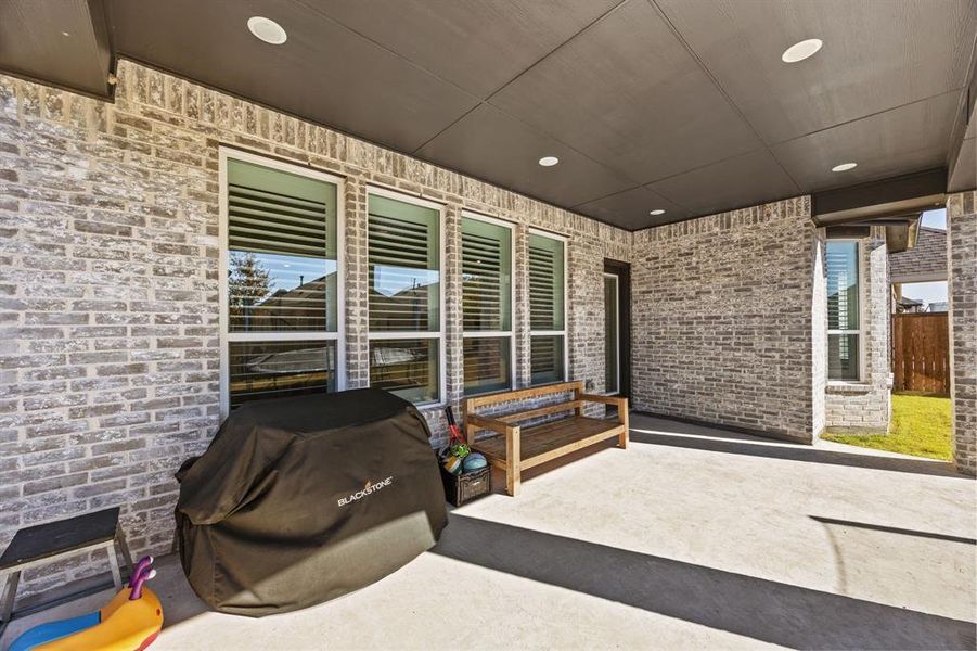 Exterior details and patio area of a home in Thompson Farms: 50ft. lots, Van Alstyne (Image 4).