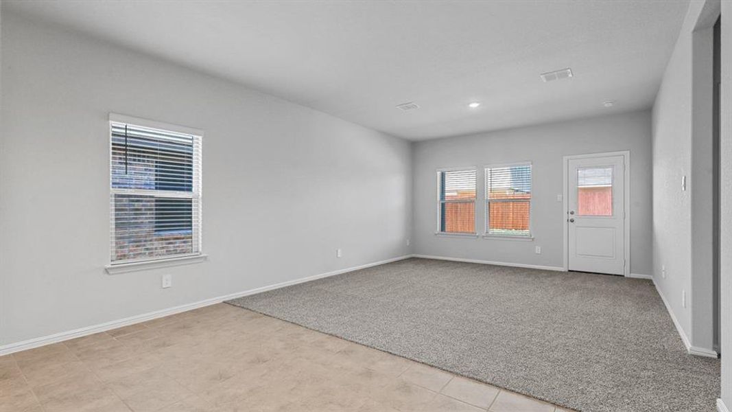 Spacious, unfurnished interior of a new home in Springhill South, Boyd (Image 16). Spacious, unfurnished interior of a new home in Springhill South, Boyd (Image 16).
