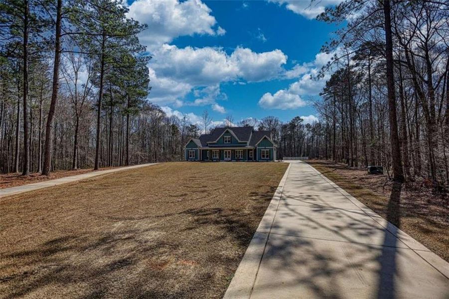 Image 76 of a home in .