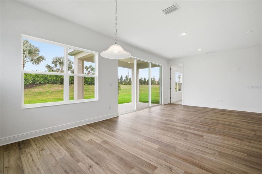 Spacious, unfurnished interior of a new home in North River Ranch, Parrish (Image 28).