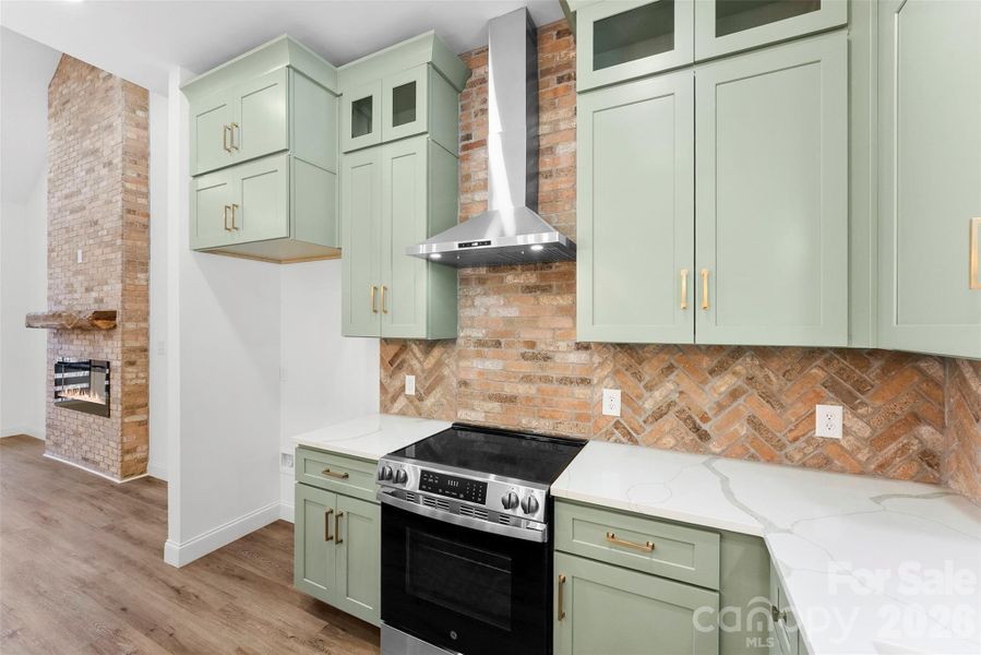 Furnished interior view inside a new home in , Kings Mountain (Image 8).