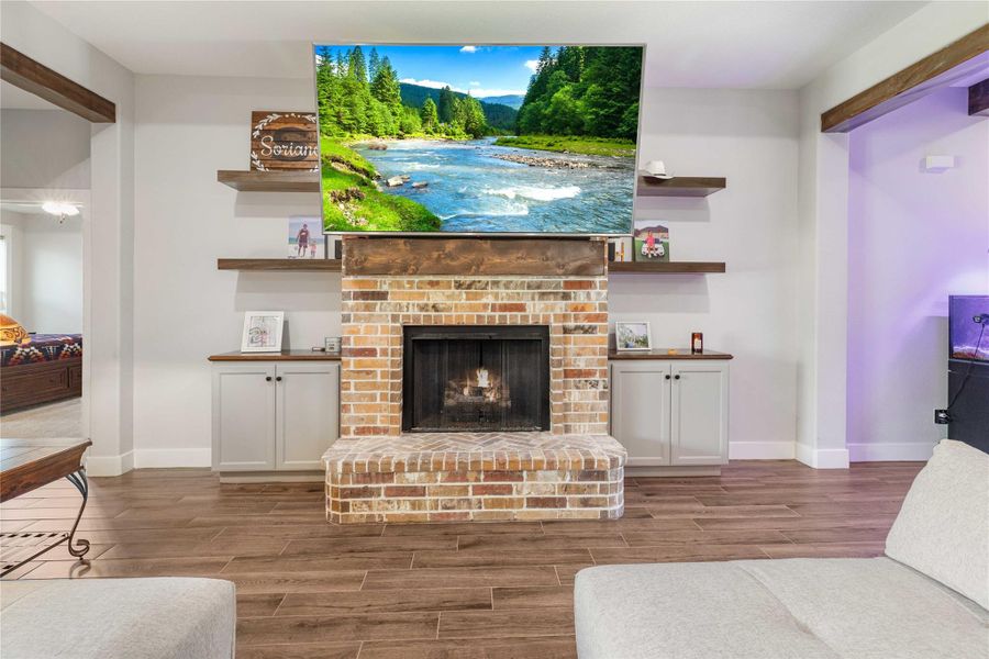 Image 40 of a home in .