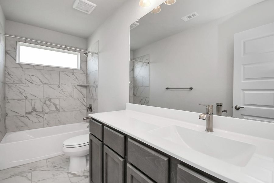 Sample photo of completed home with similar floor plan. Actual colors and selections may vary. Sample photo of completed home with similar floor plan. Actual colors and selections may vary.