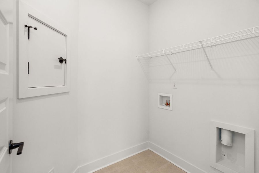 Spacious, unfurnished interior of a new home in Del Webb Barton Village, Lebanon (Image 14). Spacious, unfurnished interior of a new home in Del Webb Barton Village, Lebanon (Image 14).