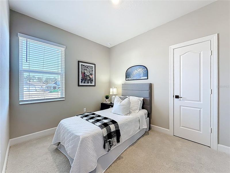 Furnished interior view inside a new home in , Middleburg (Image 34).