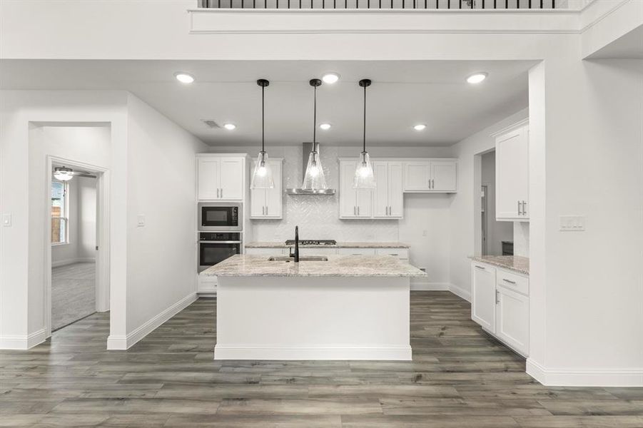 19. 2509 Swinley - Kitchen 19. 2509 Swinley - Kitchen