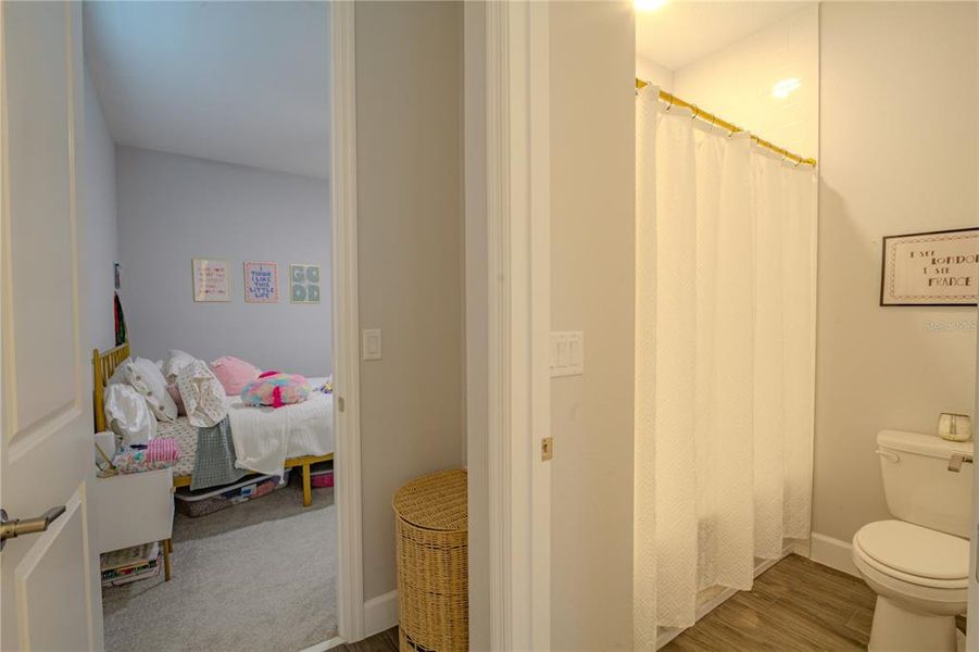 Furnished interior view inside a new home in Francisco Park, Oviedo (Image 44).