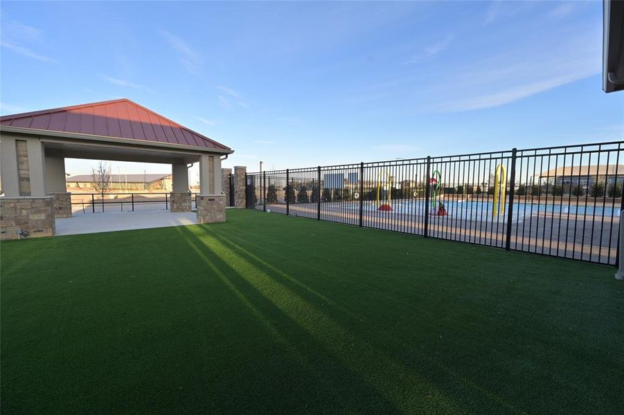 Community amenities in Rosewood at Beltmill, Fort Worth (Image 17).