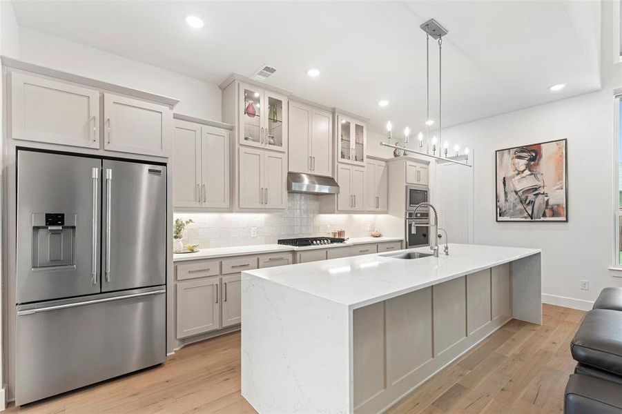 Furnished interior view inside a new home in , Prosper (Image 14).