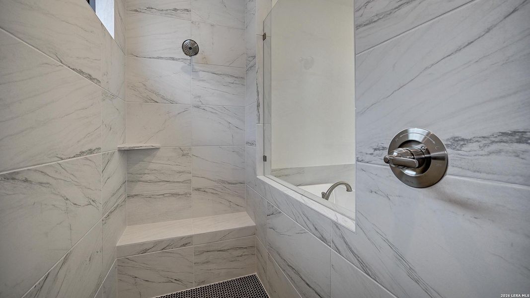 Close-up of interior finishes inside a home in Haby Hill, San Antonio (Image 12).