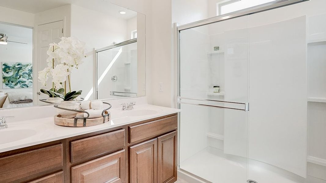 Ocotillo Owner's Suite Bathroom