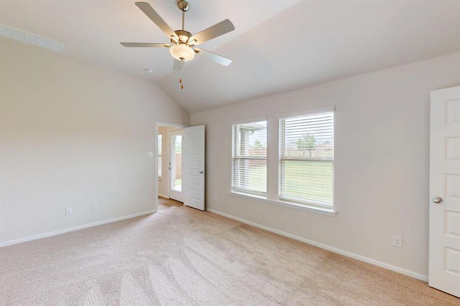 Spacious, unfurnished interior of a new home in Kings Way, Denton (Image 33).