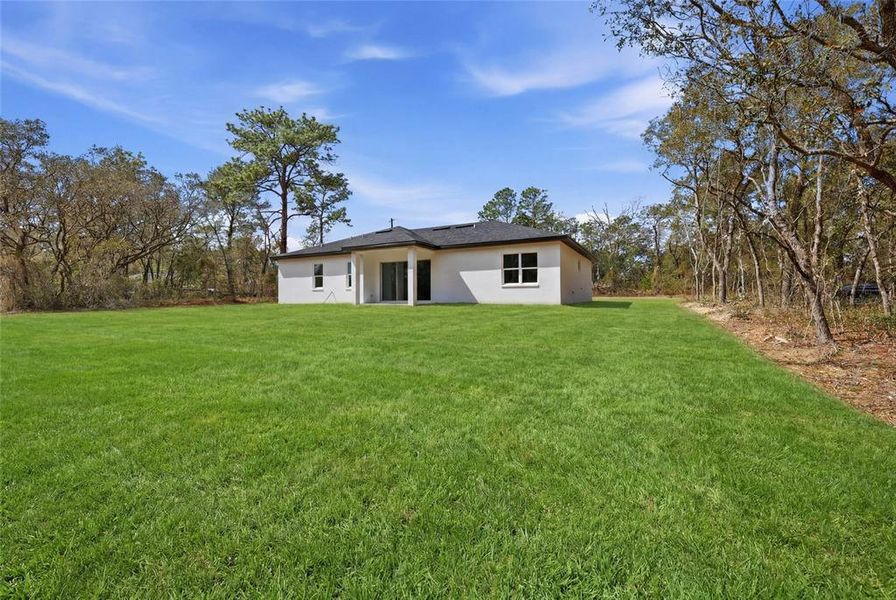 Exterior details and patio area of a home in , Ocala (Image 28).