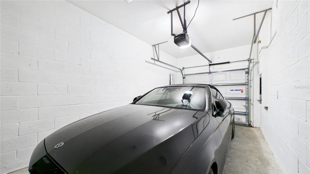 Close-up of interior finishes inside a home in , Ruskin (Image 20).