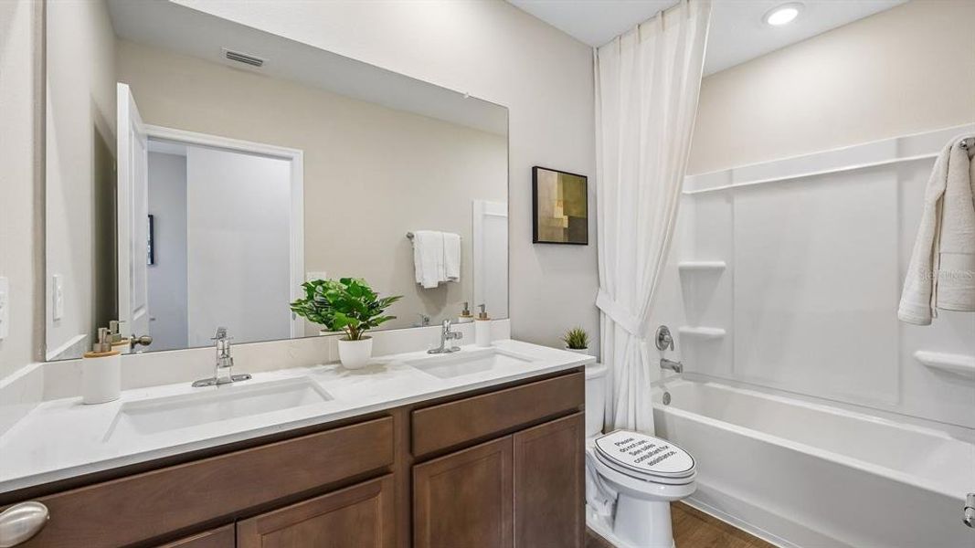 Furnished interior view inside a new home in Angeline, Land O' Lakes (Image 38).