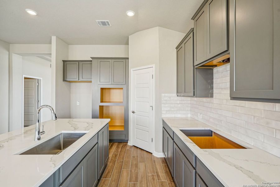 Furnished interior view inside a new home in Carmel Ranch, Schertz (Image 9).