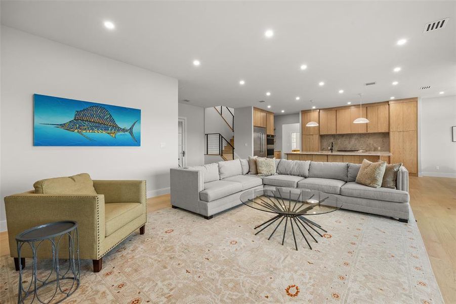 Image 33 of a home in . Image 33 of a home in .