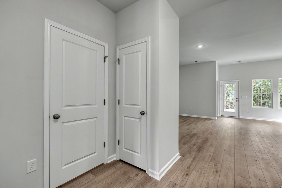 Spacious, unfurnished interior of a new home in Hainer Place, Conway (Image 28).
