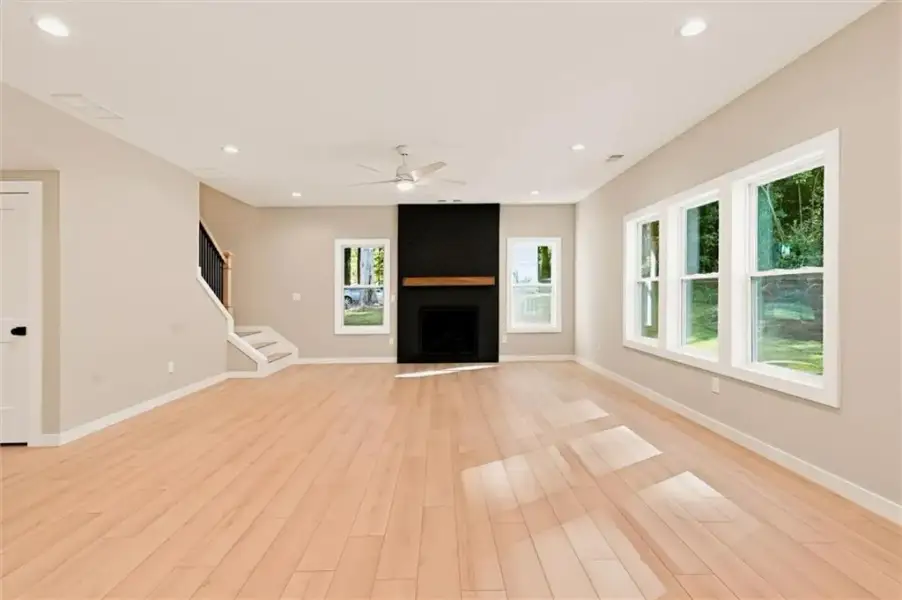 Spacious, unfurnished interior of a new home in , Austell (Image 40). Spacious, unfurnished interior of a new home in , Austell (Image 40).