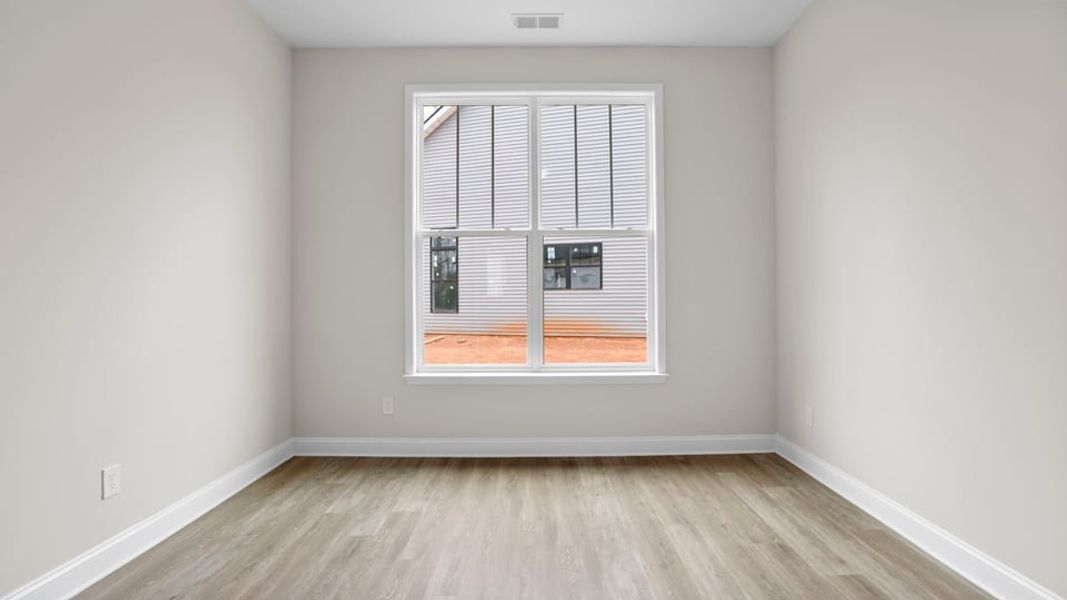 Spacious, unfurnished interior of a new home in Briargate, Fountain Inn (Image 24).