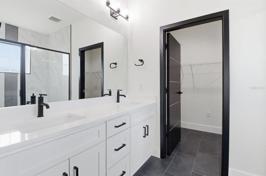 Furnished interior view inside a new home in , Ocala (Image 11).