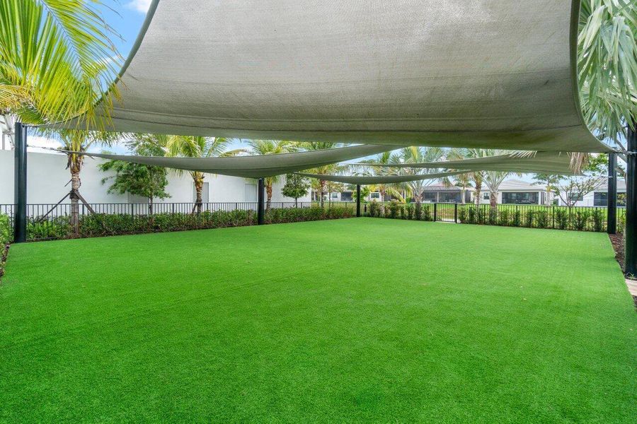 Valencia Grand Amenities Valencia Grand Amenities