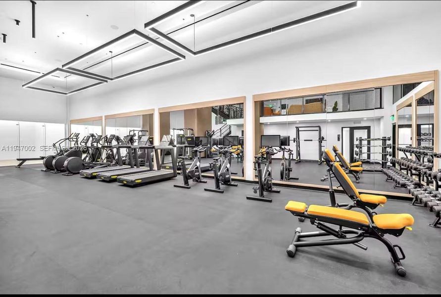 Community amenities in , Miami (Image 35).