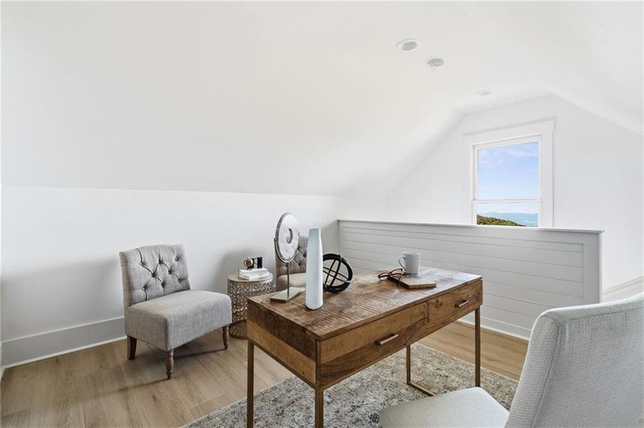 Furnished interior view inside a new home in , Jasper (Image 15).