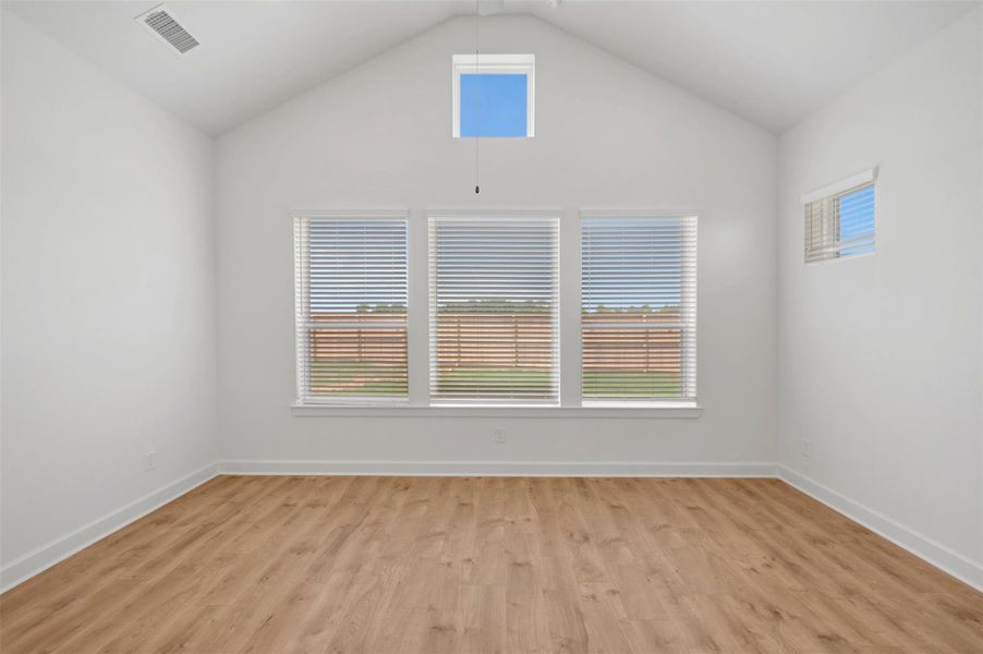 Spacious, unfurnished interior of a new home in Grange - Reserve Collection, Katy (Image 20). Spacious, unfurnished interior of a new home in Grange - Reserve Collection, Katy (Image 20).