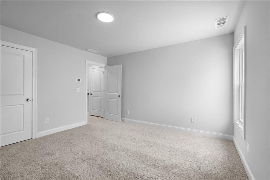 Spacious, unfurnished interior of a new home in Palisades Single Family, Cumming (Image 39).
