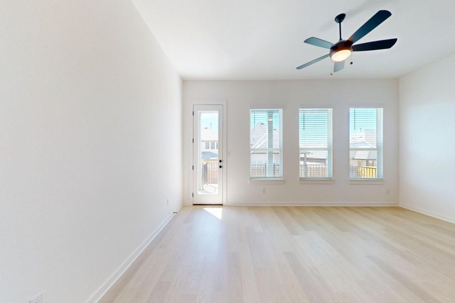 Spacious, unfurnished interior of a new home in Heritage, Dripping Springs (Image 19). Spacious, unfurnished interior of a new home in Heritage, Dripping Springs (Image 19).