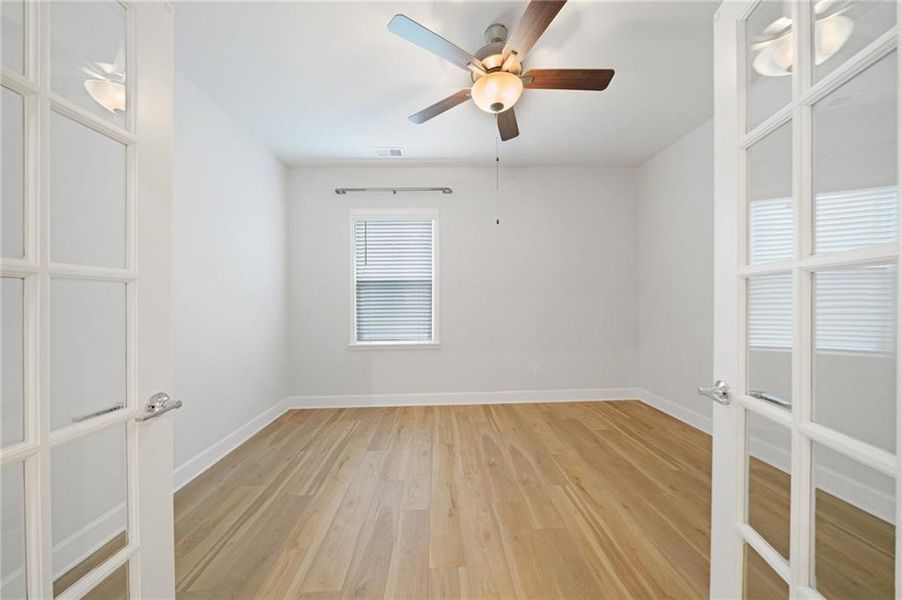Spacious, unfurnished interior of a new home in Bennett Park, Grayson (Image 26).