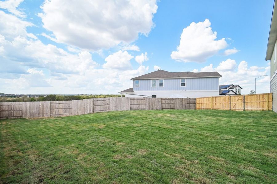 Exterior details and patio area of a home in Cloverleaf, Austin (Image 16).